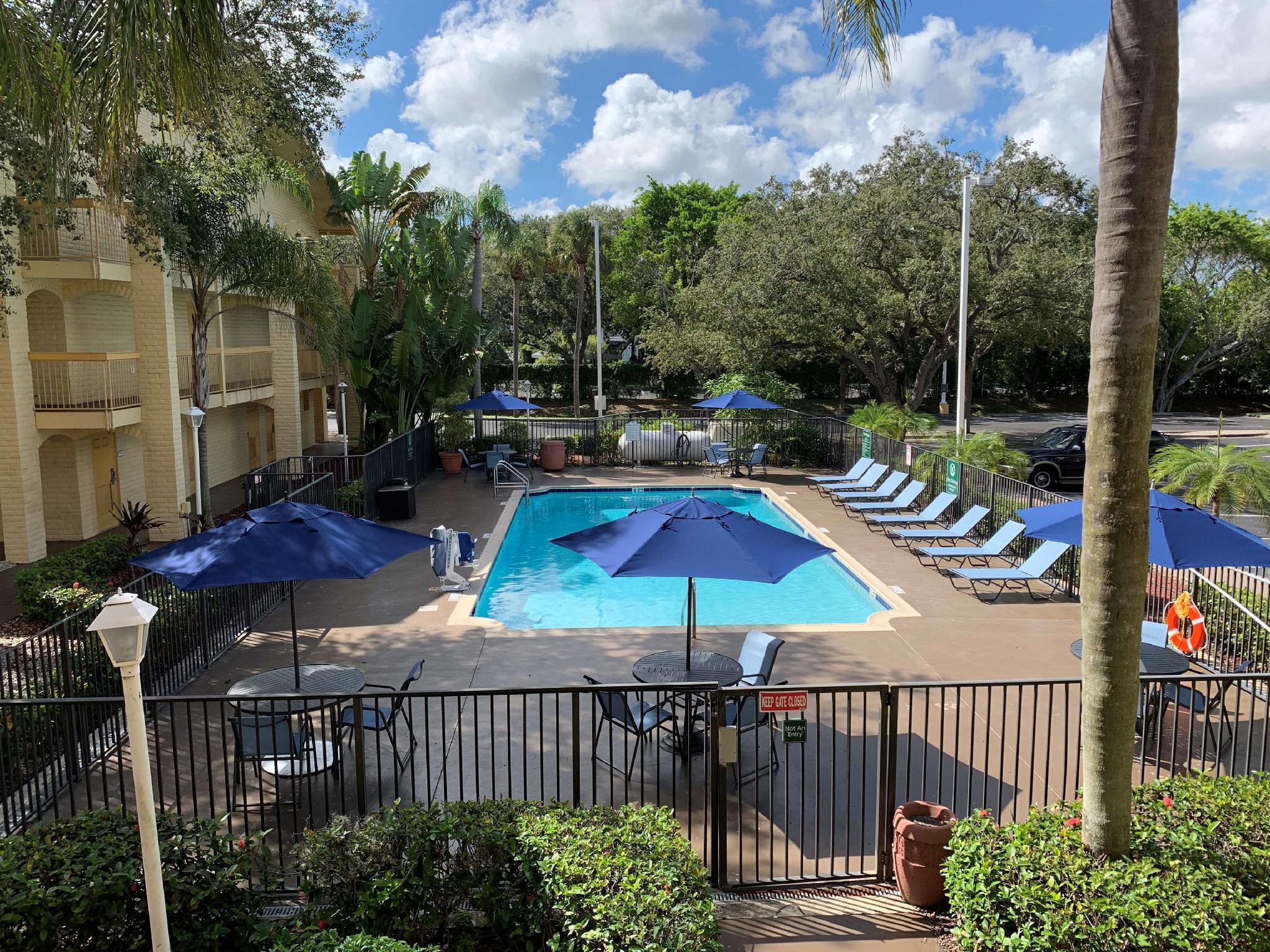 La Quinta East Deerfield Beach - Boca Raton Exterior photo